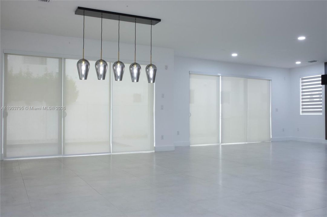 For Sale: $1,400,000 (4 beds, 4 baths, 3030 Square Feet)