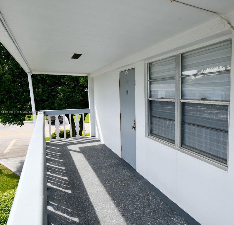 En Venta: $115,000 (2 camas, 1 baños, 820 Pies cuadrados)