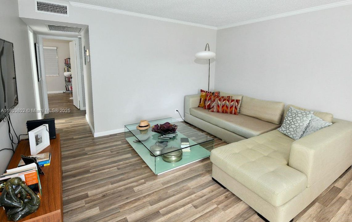 En Venta: $115,000 (2 camas, 1 baños, 820 Pies cuadrados)