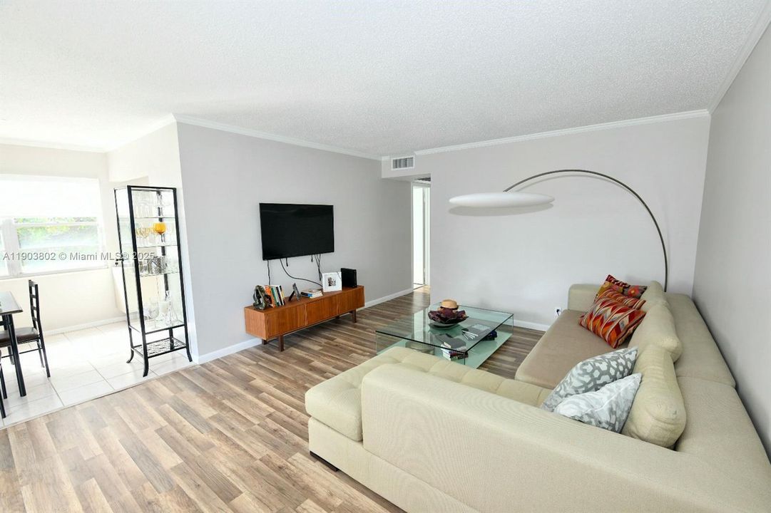 En Venta: $115,000 (2 camas, 1 baños, 820 Pies cuadrados)