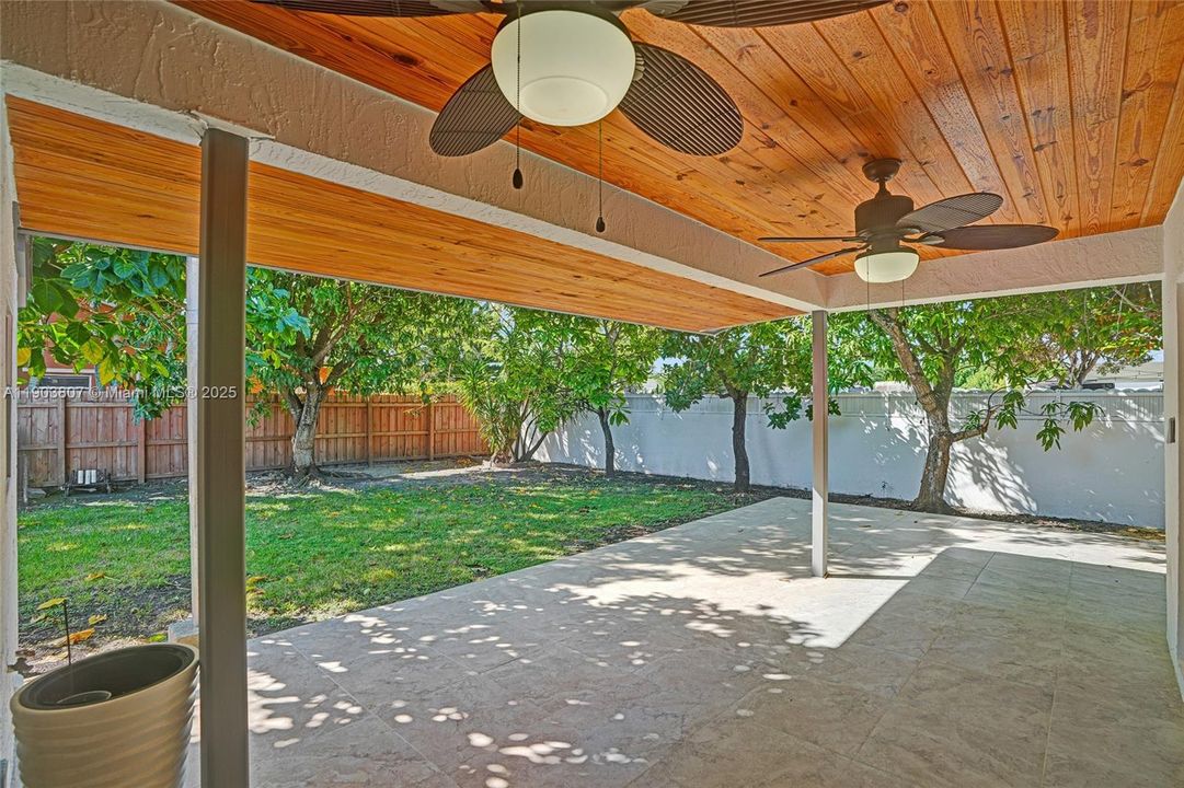 For Sale: $589,000 (3 beds, 2 baths, 1225 Square Feet)