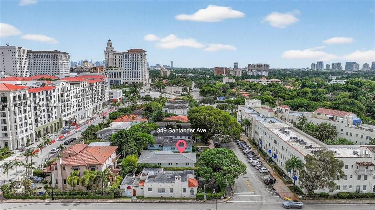 合同活跃: $2,850 (2 贝兹, 1 浴室, 1000 平方英尺)