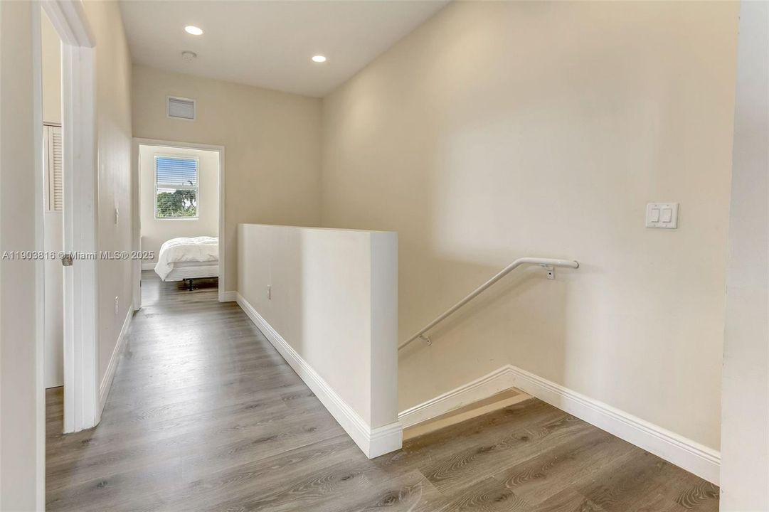 Recently Rented: $3,900 (3 beds, 2 baths, 3240 Square Feet)