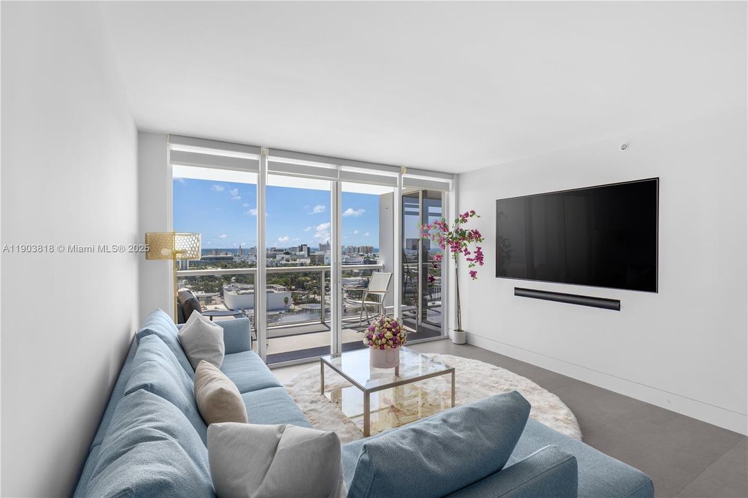 En Venta: $839,000 (1 camas, 1 baños, 820 Pies cuadrados)