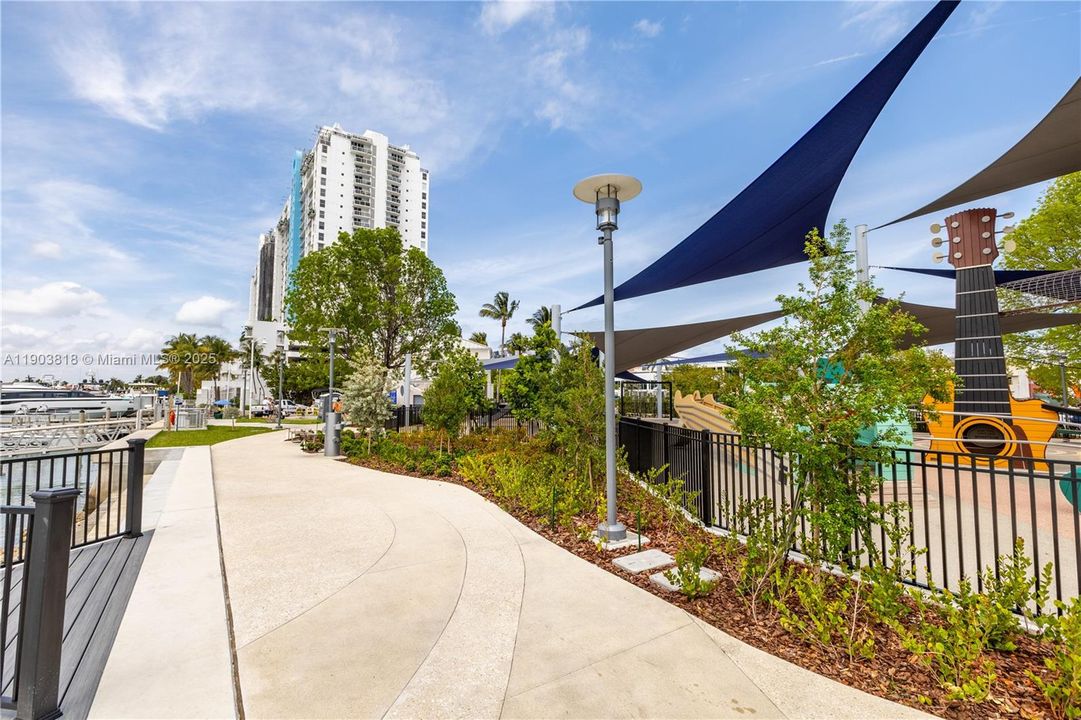 En Venta: $839,000 (1 camas, 1 baños, 820 Pies cuadrados)