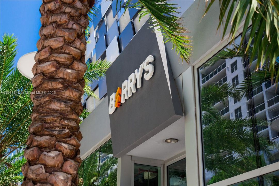 En Venta: $839,000 (1 camas, 1 baños, 820 Pies cuadrados)