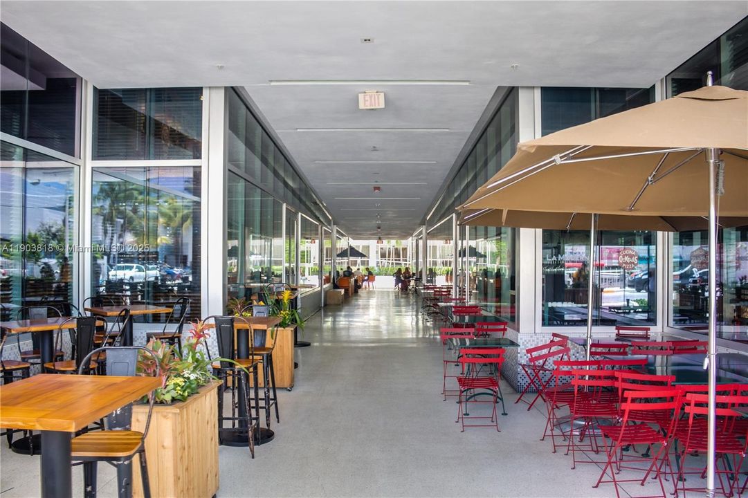 En Venta: $839,000 (1 camas, 1 baños, 820 Pies cuadrados)