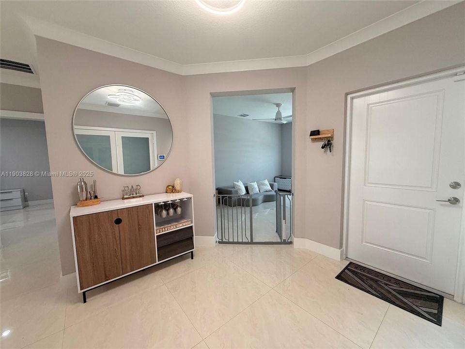 В аренду: $4,500 (5 спален, 3 ванн, 0 Квадратных фут)