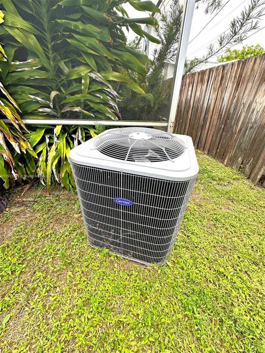 Active With Contract: $465,000 (3 beds, 2 baths, 1214 Square Feet)