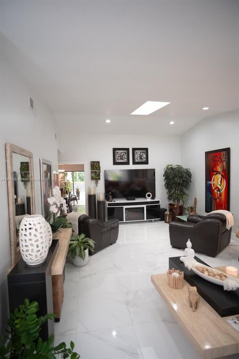 For Sale: $764,999 (4 beds, 2 baths, 1743 Square Feet)