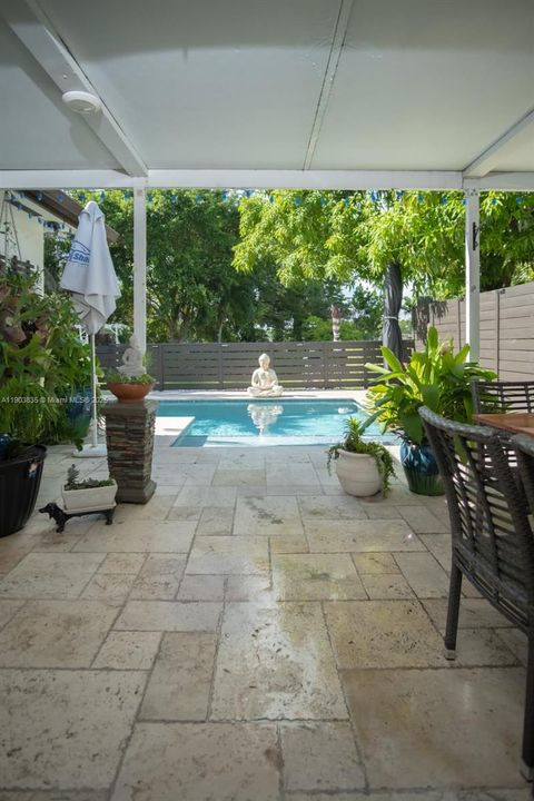 For Sale: $764,999 (4 beds, 2 baths, 1743 Square Feet)