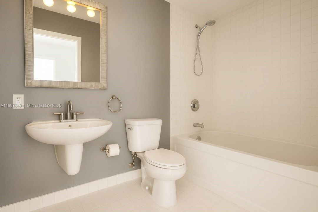 Active With Contract: $2,775 (2 beds, 2 baths, 1010 Square Feet)