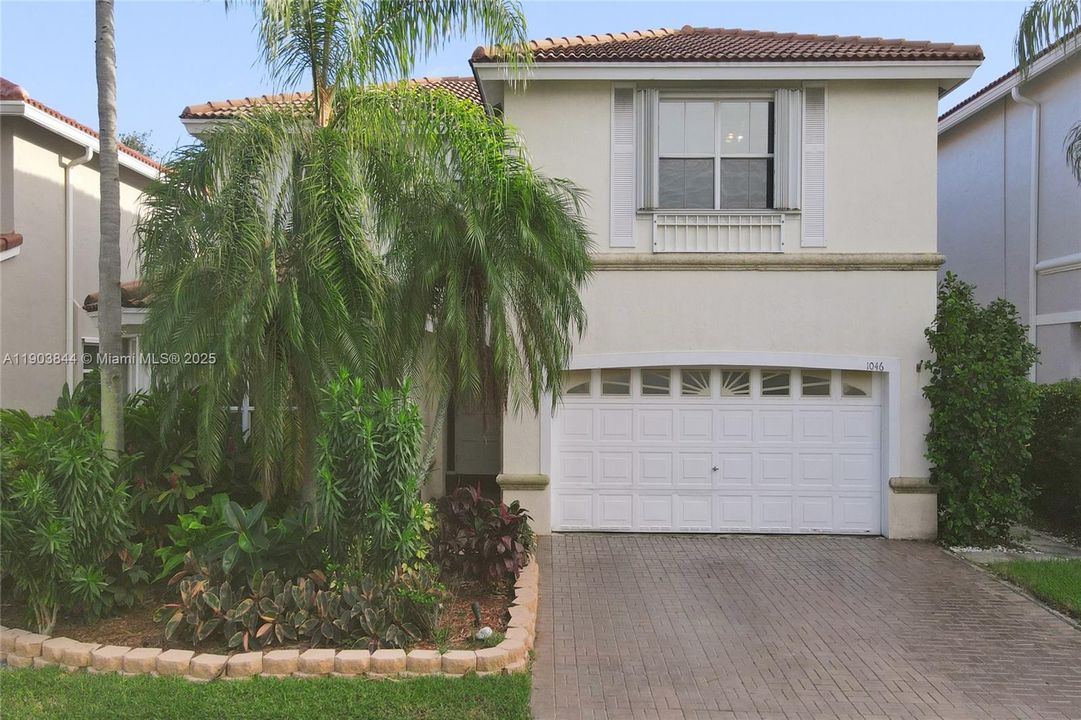 For Sale: $775,000 (3 beds, 2 baths, 2069 Square Feet)