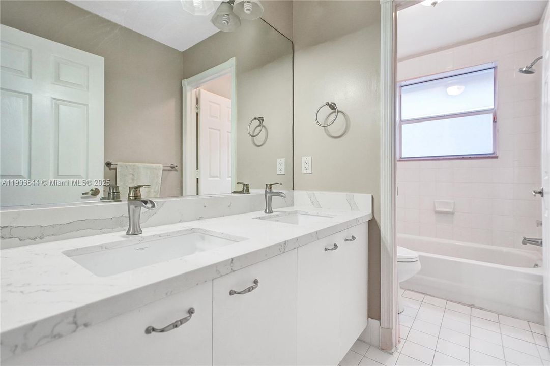 For Sale: $775,000 (3 beds, 2 baths, 2069 Square Feet)