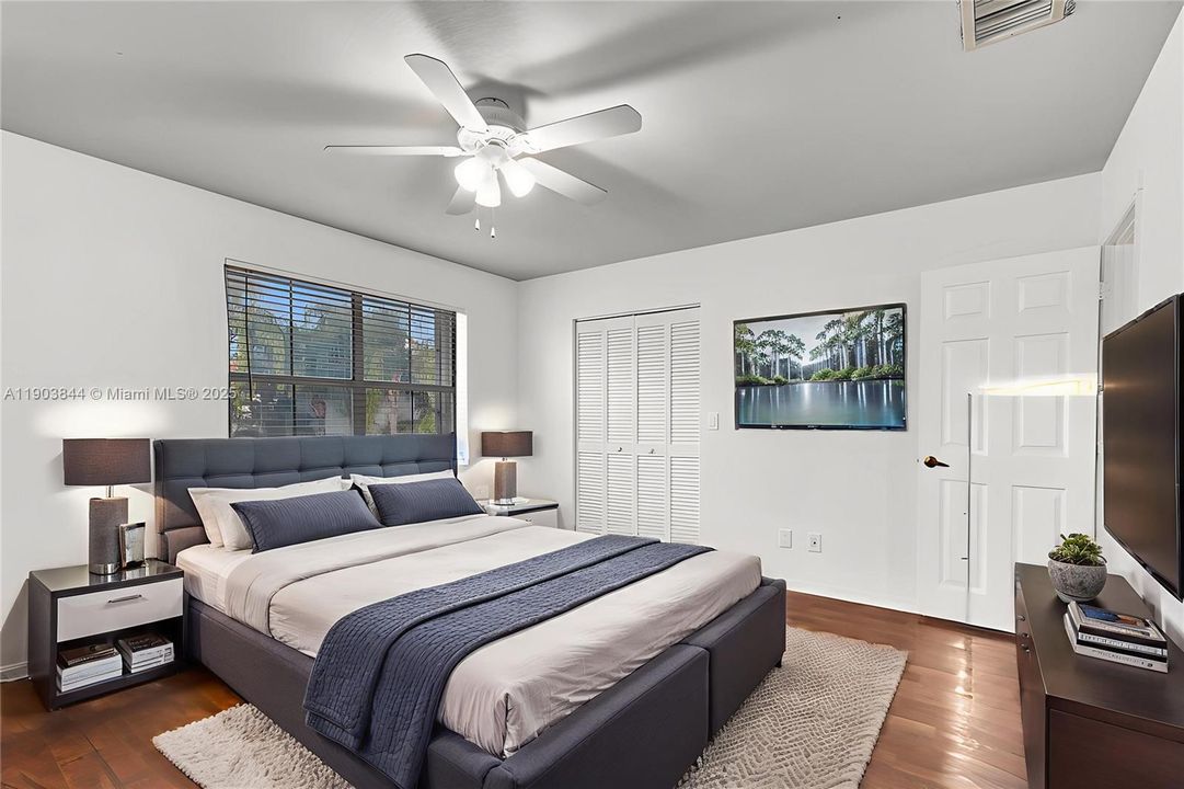 For Sale: $775,000 (3 beds, 2 baths, 2069 Square Feet)