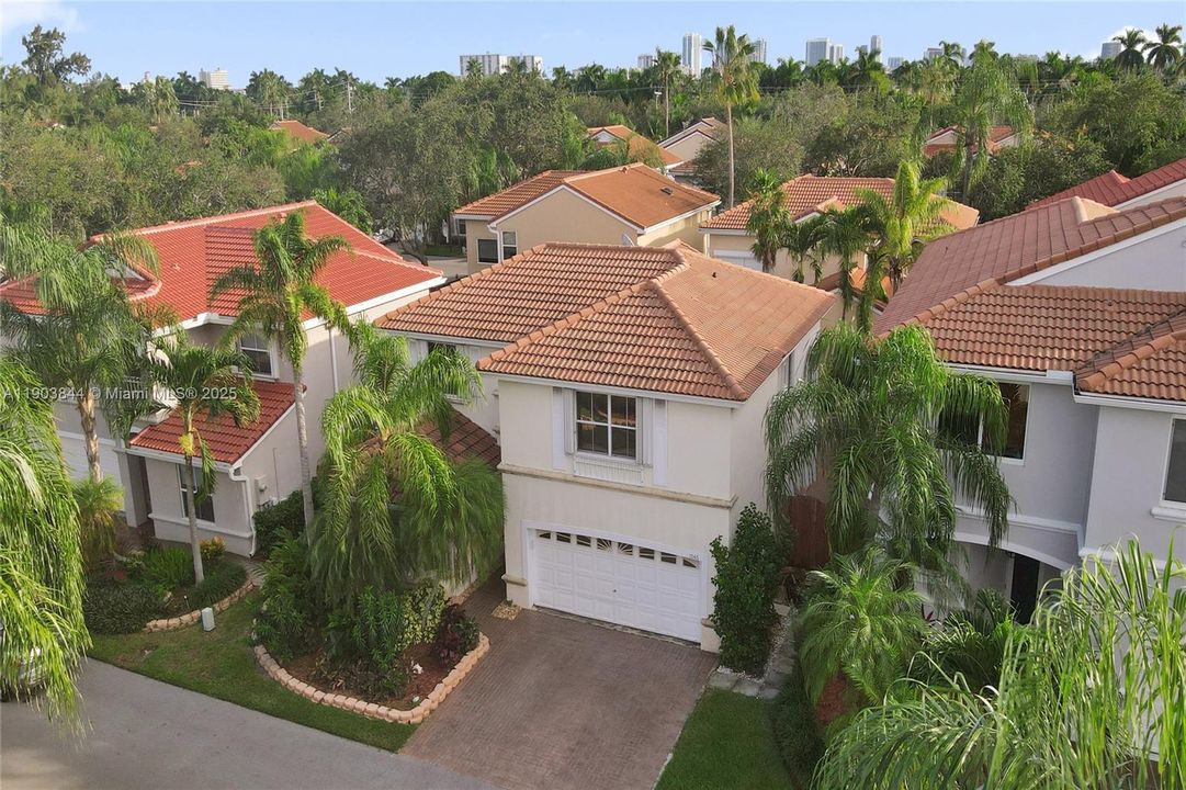 For Sale: $775,000 (3 beds, 2 baths, 2069 Square Feet)