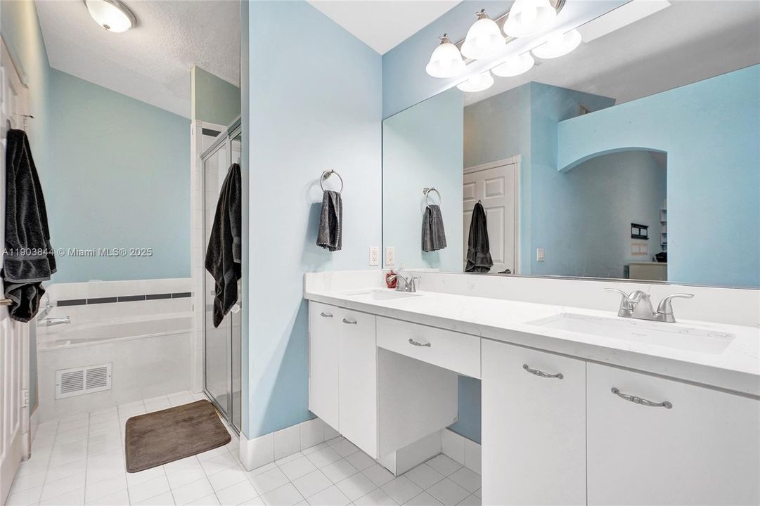 For Sale: $775,000 (3 beds, 2 baths, 2069 Square Feet)