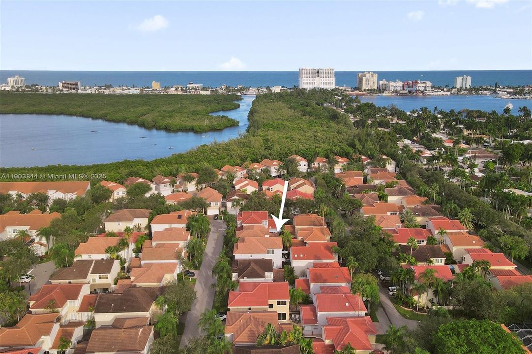 For Sale: $775,000 (3 beds, 2 baths, 2069 Square Feet)