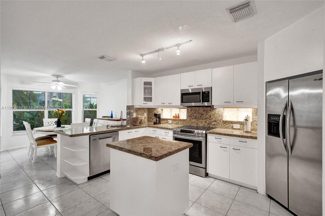 For Sale: $775,000 (3 beds, 2 baths, 2069 Square Feet)