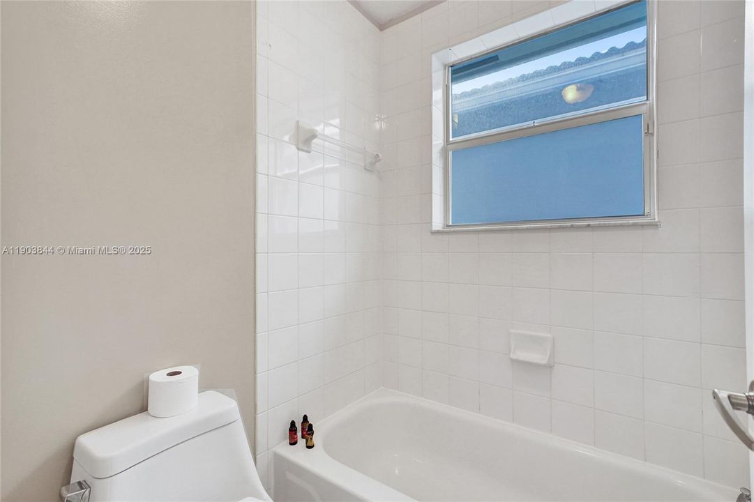 For Sale: $775,000 (3 beds, 2 baths, 2069 Square Feet)