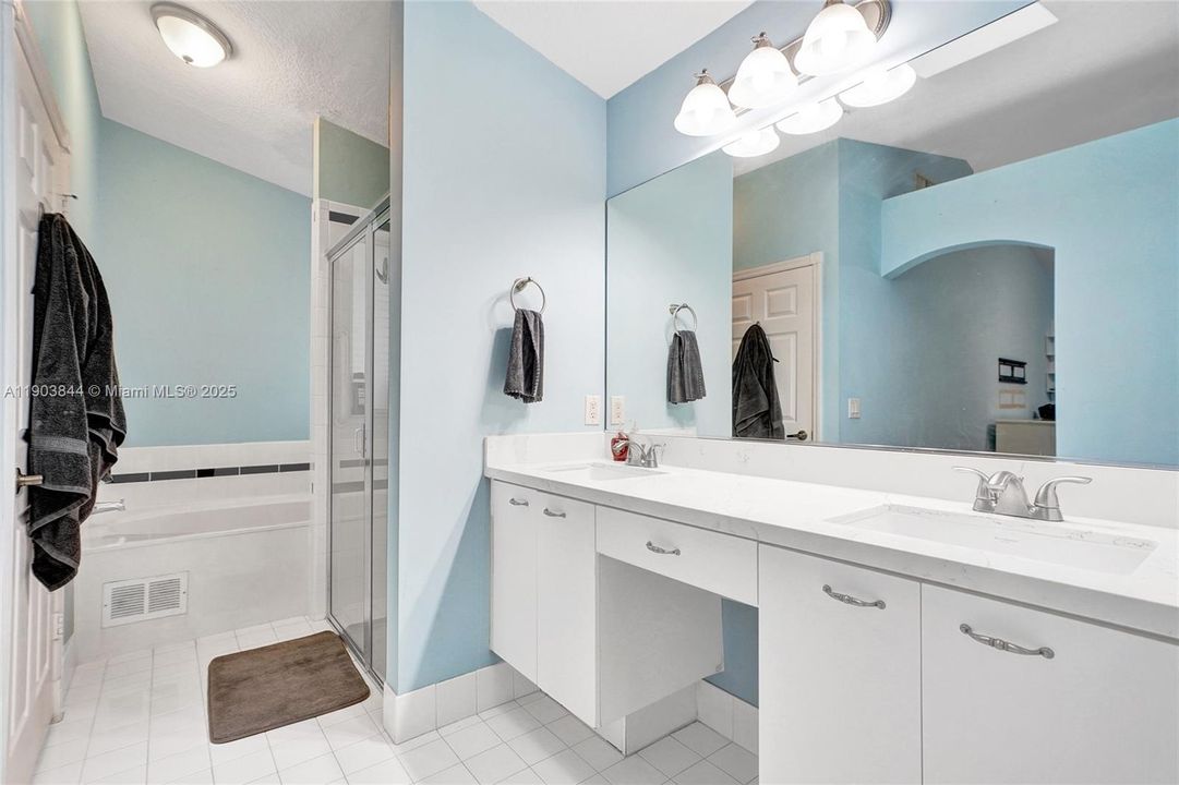 For Sale: $775,000 (3 beds, 2 baths, 2069 Square Feet)