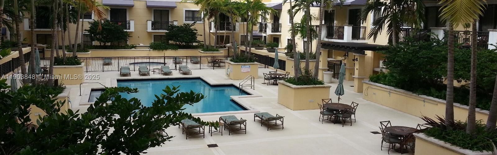 For Sale: $599,000 (2 beds, 2 baths, 1518 Square Feet)