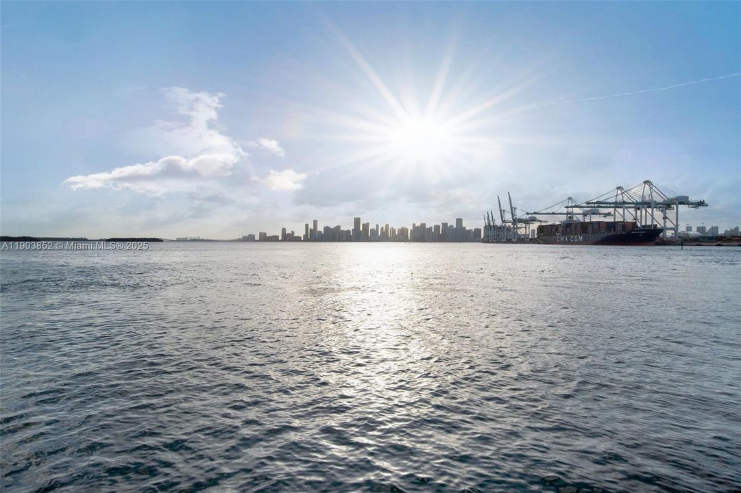 Recently Rented: $15,000 (2 beds, 2 baths, 1950 Square Feet)