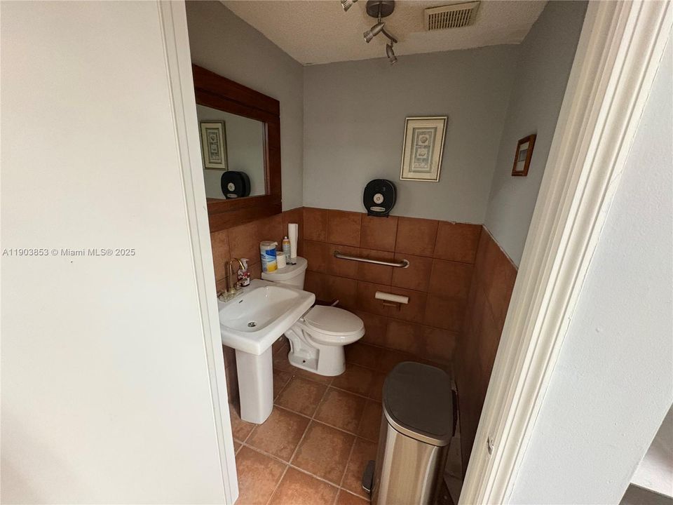 For Rent: $2,100 (0 beds, 0 baths, 0 Square Feet)