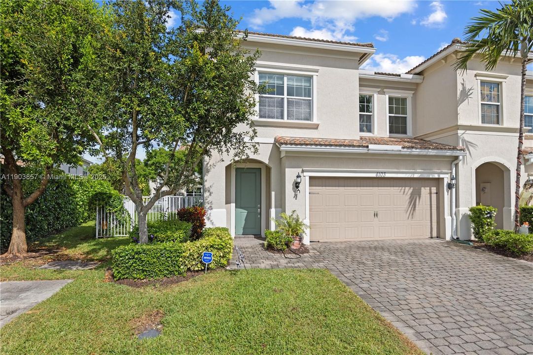 待售: $695,000 (3 贝兹, 2 浴室, 1769 平方英尺)