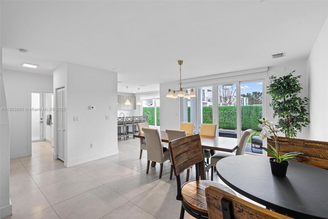 For Rent: $7,000 (4 beds, 3 baths, 2782 Square Feet)