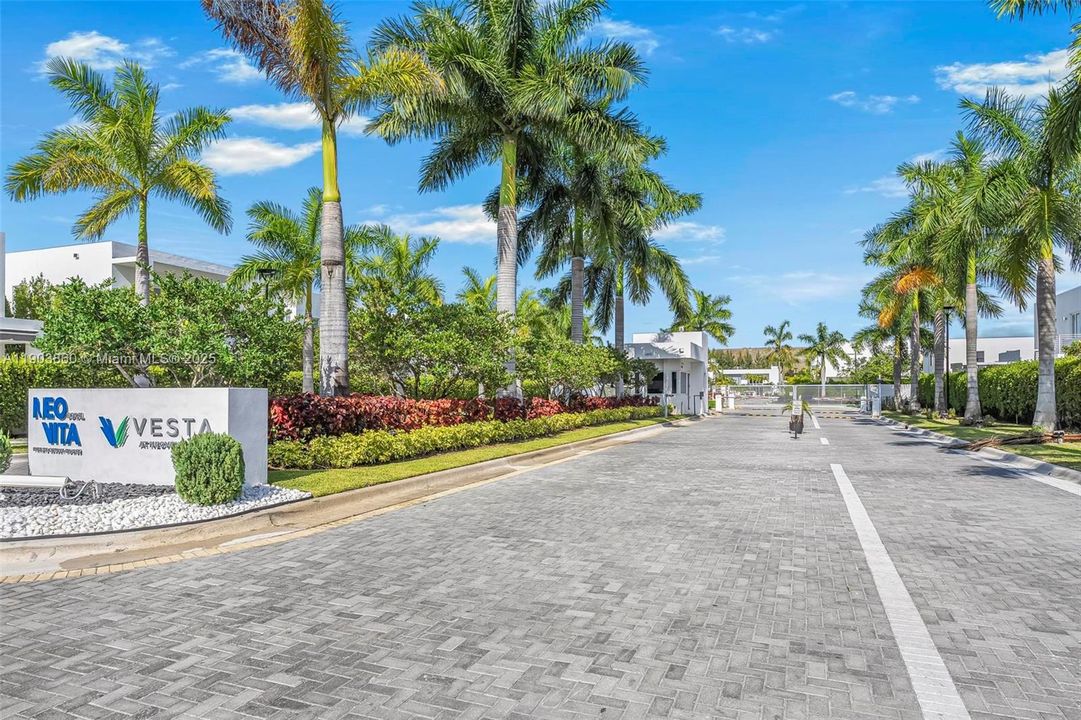 For Rent: $7,000 (4 beds, 3 baths, 2782 Square Feet)