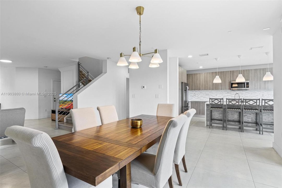 For Rent: $7,000 (4 beds, 3 baths, 2782 Square Feet)