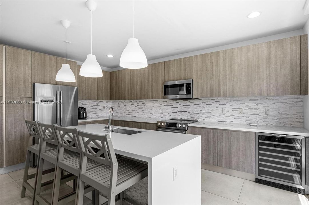 For Rent: $7,000 (4 beds, 3 baths, 2782 Square Feet)