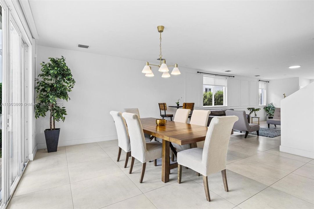 For Rent: $7,000 (4 beds, 3 baths, 2782 Square Feet)