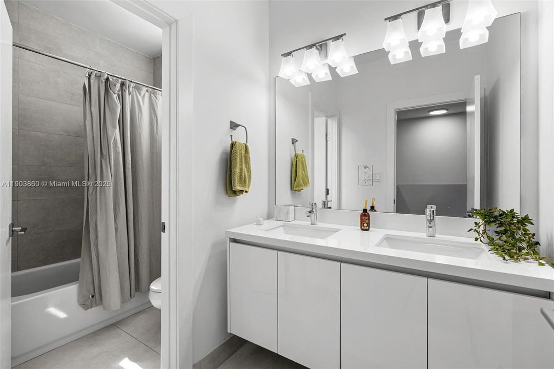 For Rent: $7,000 (4 beds, 3 baths, 2782 Square Feet)