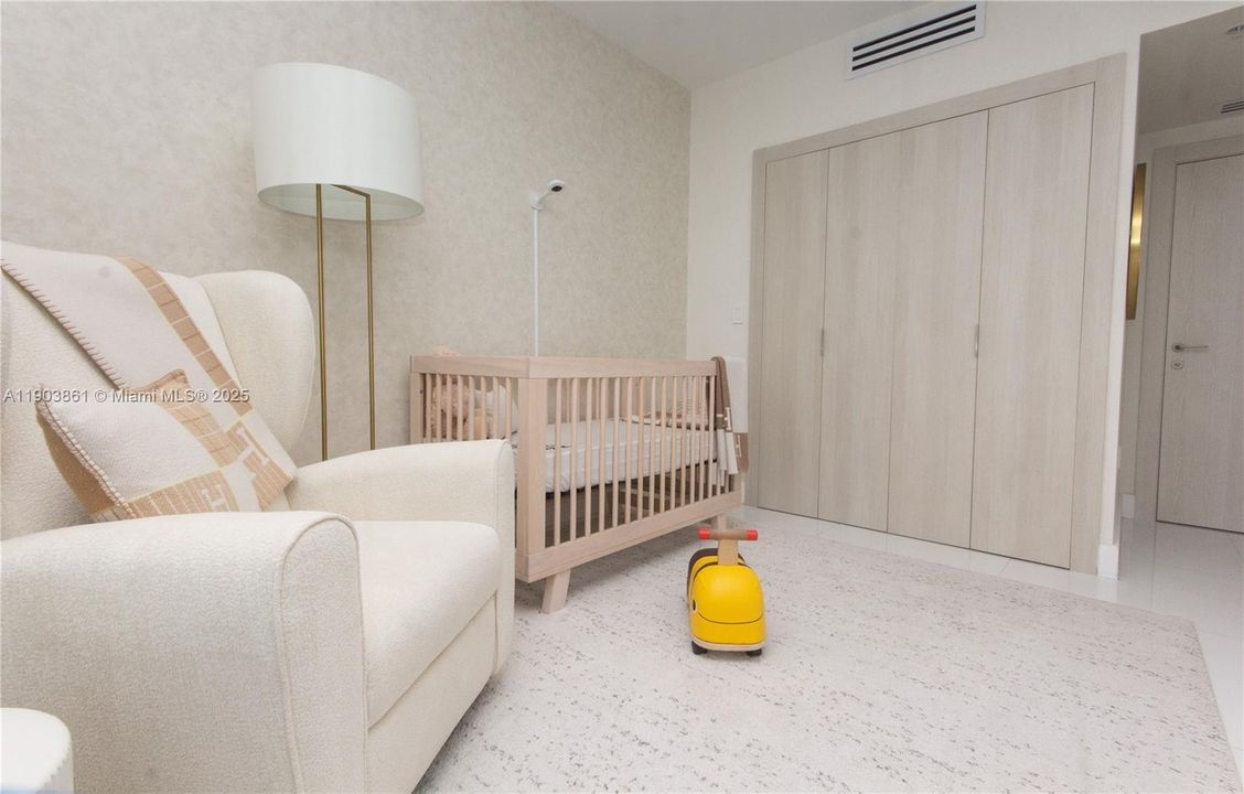 For Rent: $4,600 (2 beds, 2 baths, 1118 Square Feet)