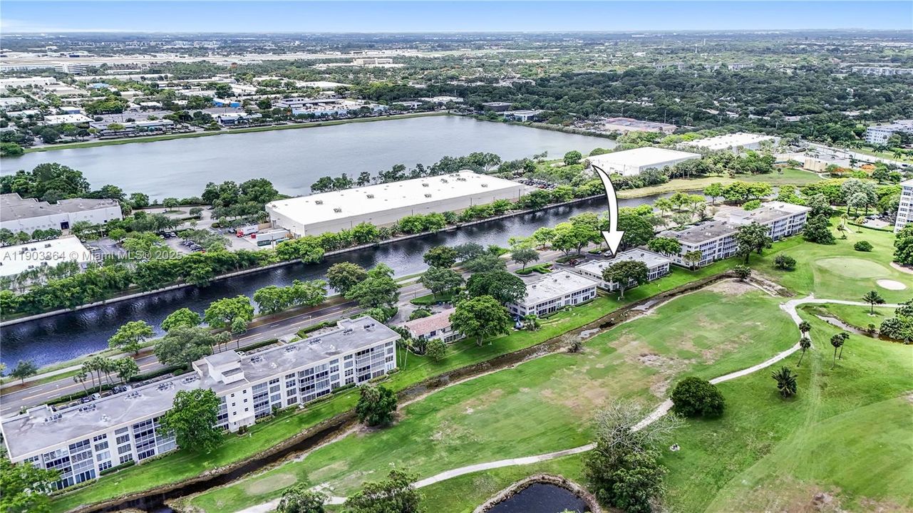 For Sale: $239,990 (2 beds, 2 baths, 1112 Square Feet)