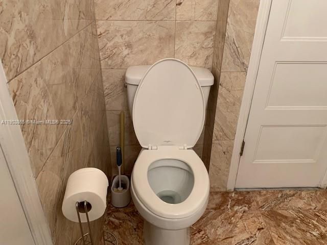 Под контрактом: $2,000 (1 спален, 1 ванн, 685 Квадратных фут)