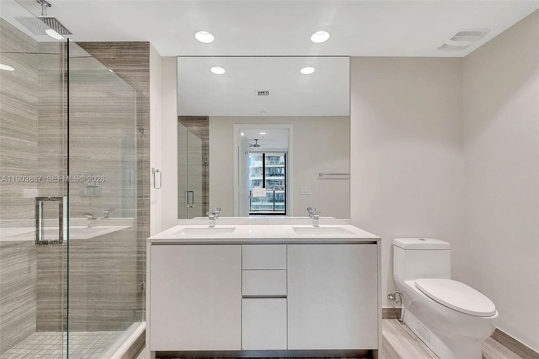 For Rent: $6,800 (2 beds, 2 baths, 1028 Square Feet)