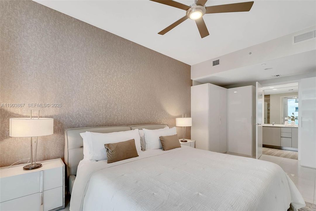 For Rent: $6,800 (2 beds, 2 baths, 1028 Square Feet)