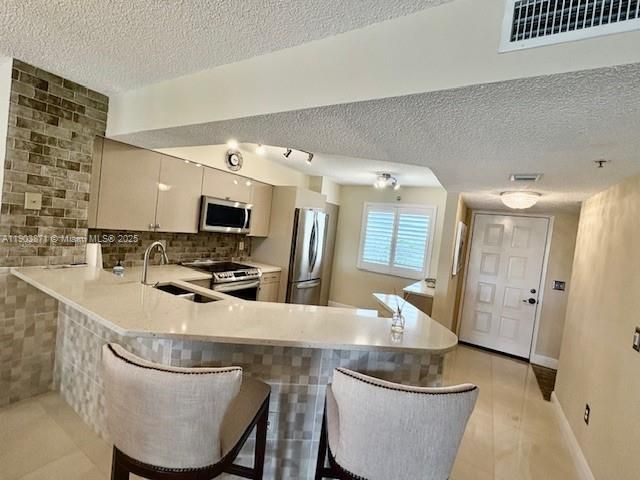 Active With Contract: $349,000 (3 beds, 2 baths, 1340 Square Feet)