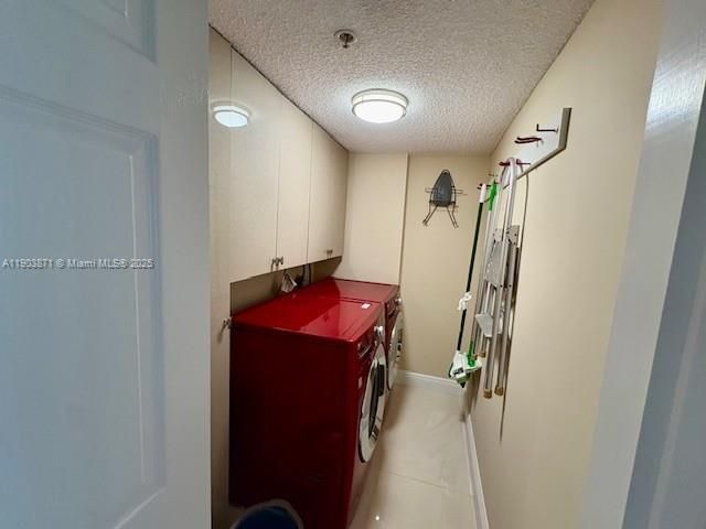 Active With Contract: $349,000 (3 beds, 2 baths, 1340 Square Feet)