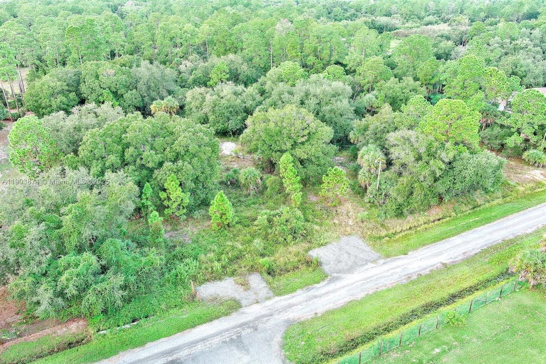 合同活跃: $53,000 (1.25 acres)