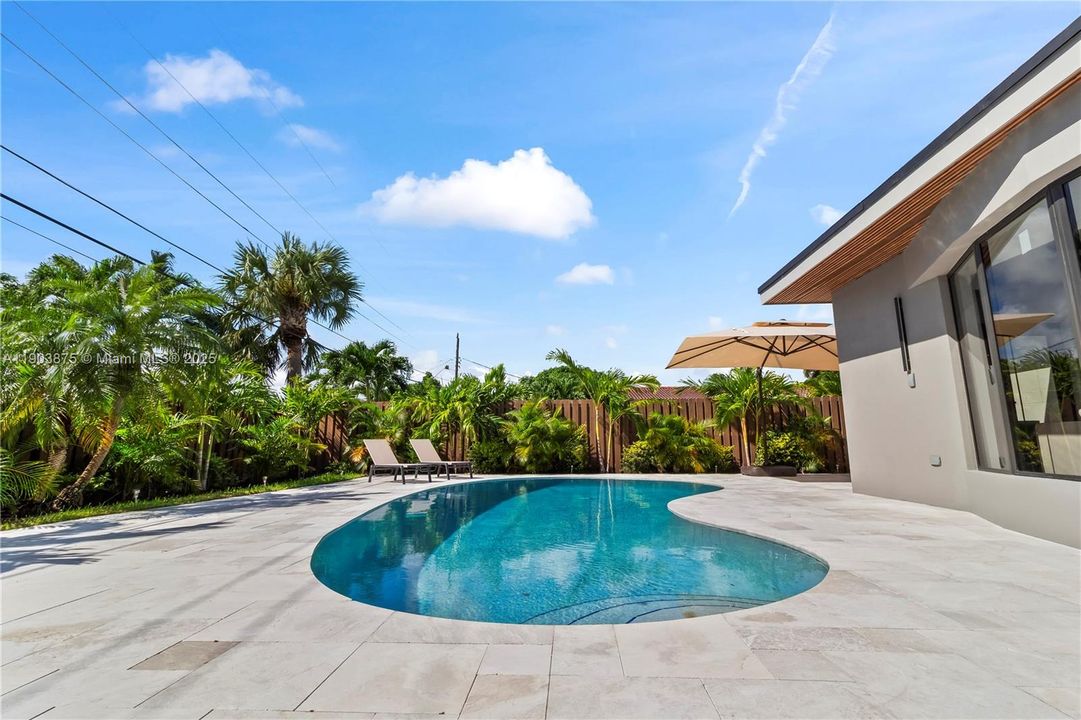 待售: $1,699,999 (4 贝兹, 4 浴室, 2759 平方英尺)