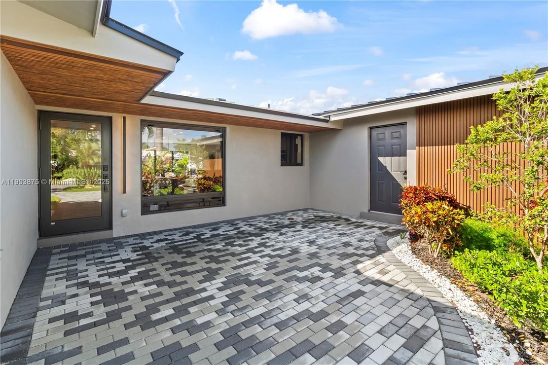 待售: $1,699,999 (4 贝兹, 4 浴室, 2759 平方英尺)