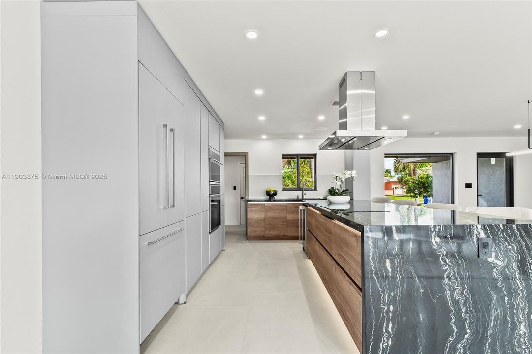 待售: $1,699,999 (4 贝兹, 4 浴室, 2759 平方英尺)