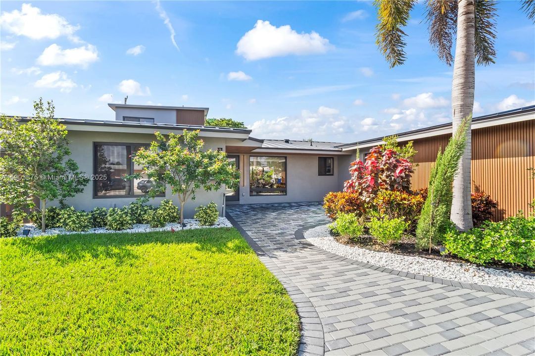 待售: $1,699,999 (4 贝兹, 4 浴室, 2759 平方英尺)