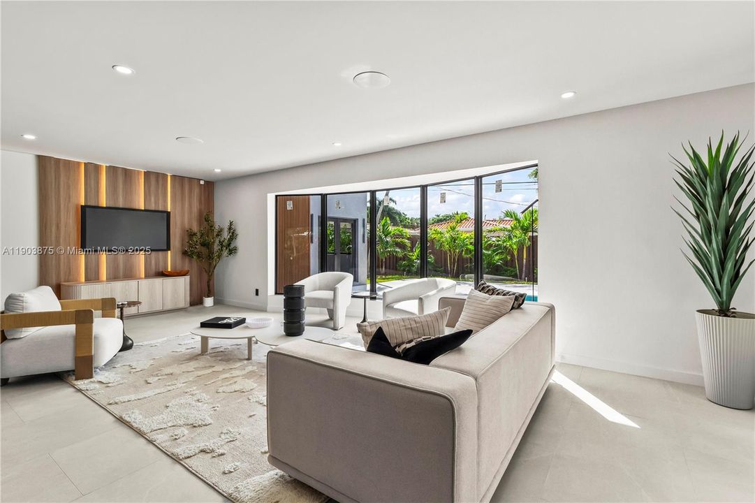 待售: $1,699,999 (4 贝兹, 4 浴室, 2759 平方英尺)