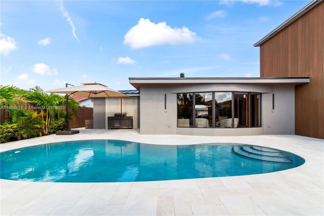 待售: $1,699,999 (4 贝兹, 4 浴室, 2759 平方英尺)