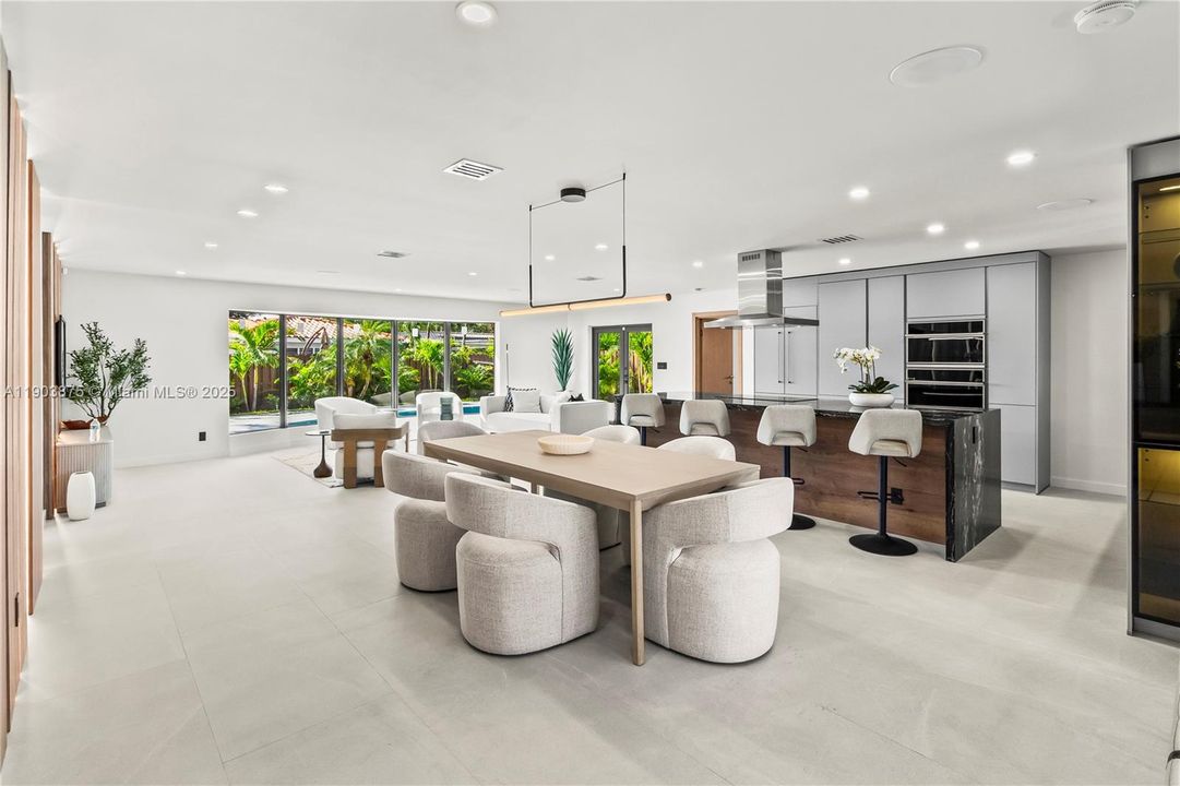 待售: $1,699,999 (4 贝兹, 4 浴室, 2759 平方英尺)